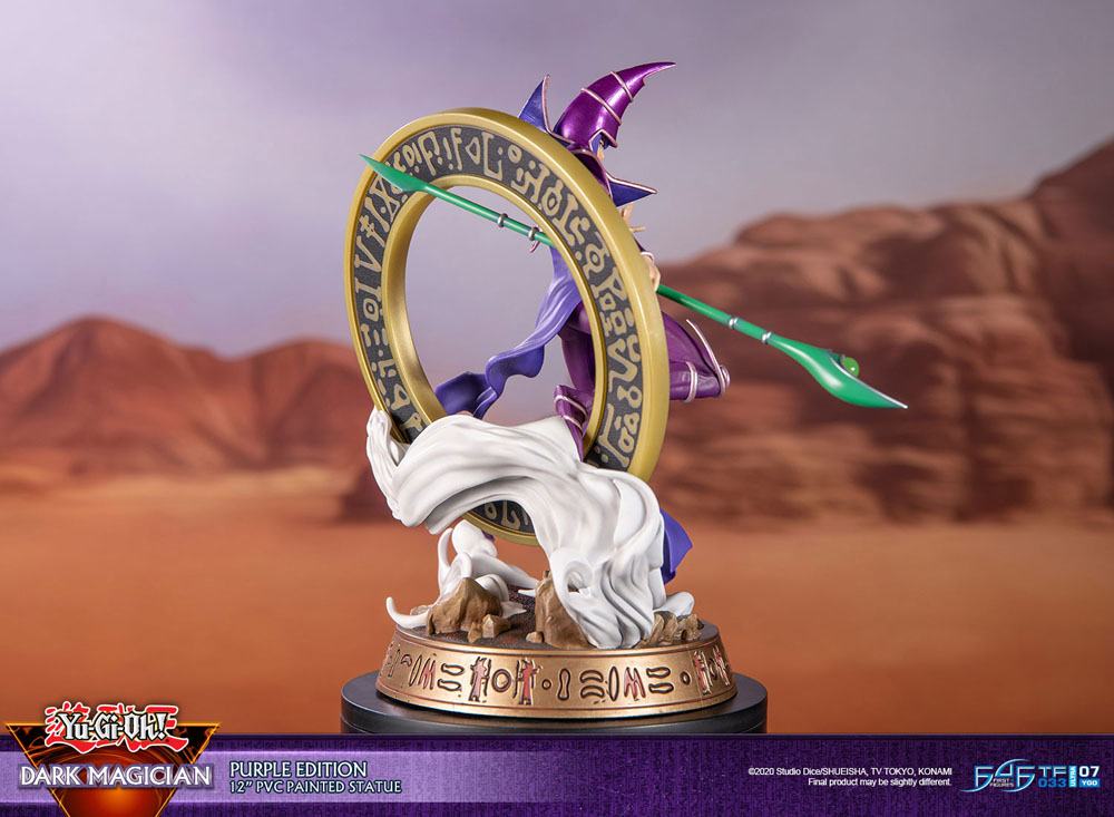 Yu-Gi-Oh! PVC Statue Dark Magician Purple Version 29 cm P036886