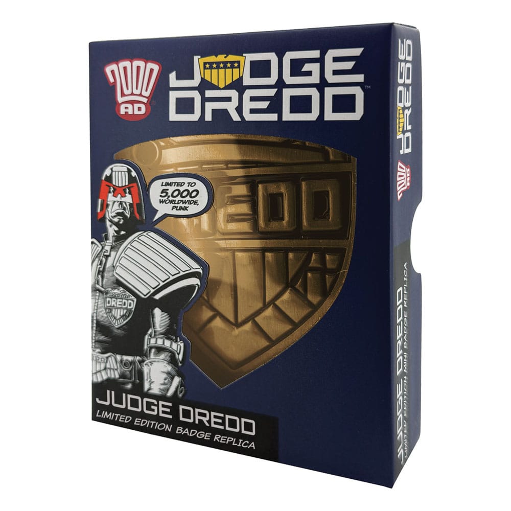 2000 AD Replica Judge Dredd Badge Limited Edition P040594