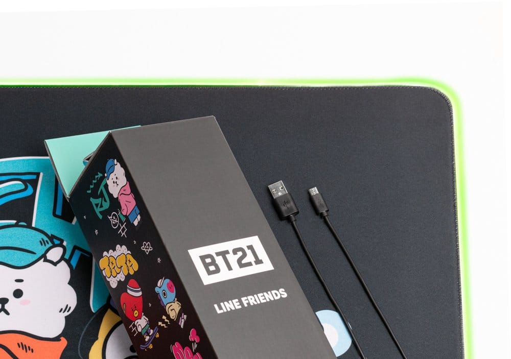 BT21 LED XXL Mouse Mat 90 x 40 cm P074938