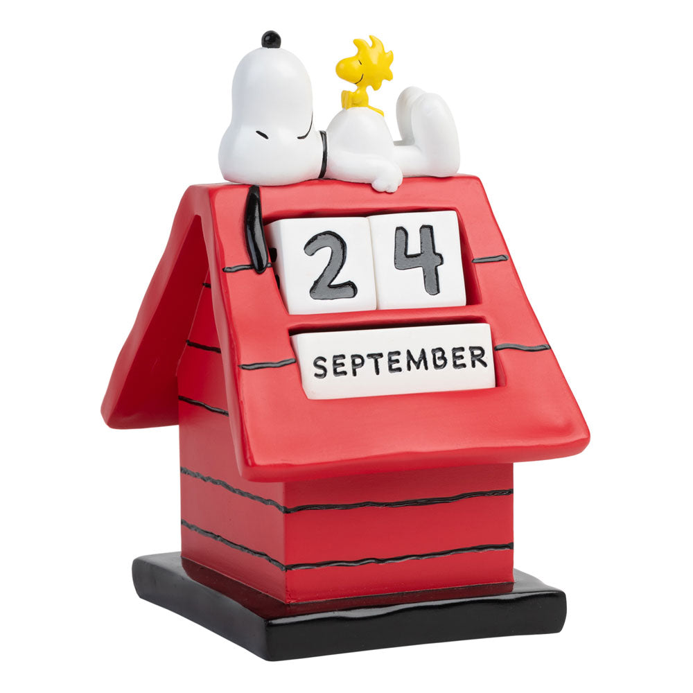 Peanuts 3D perpetual Calendar Snoopy Doghouse P068916