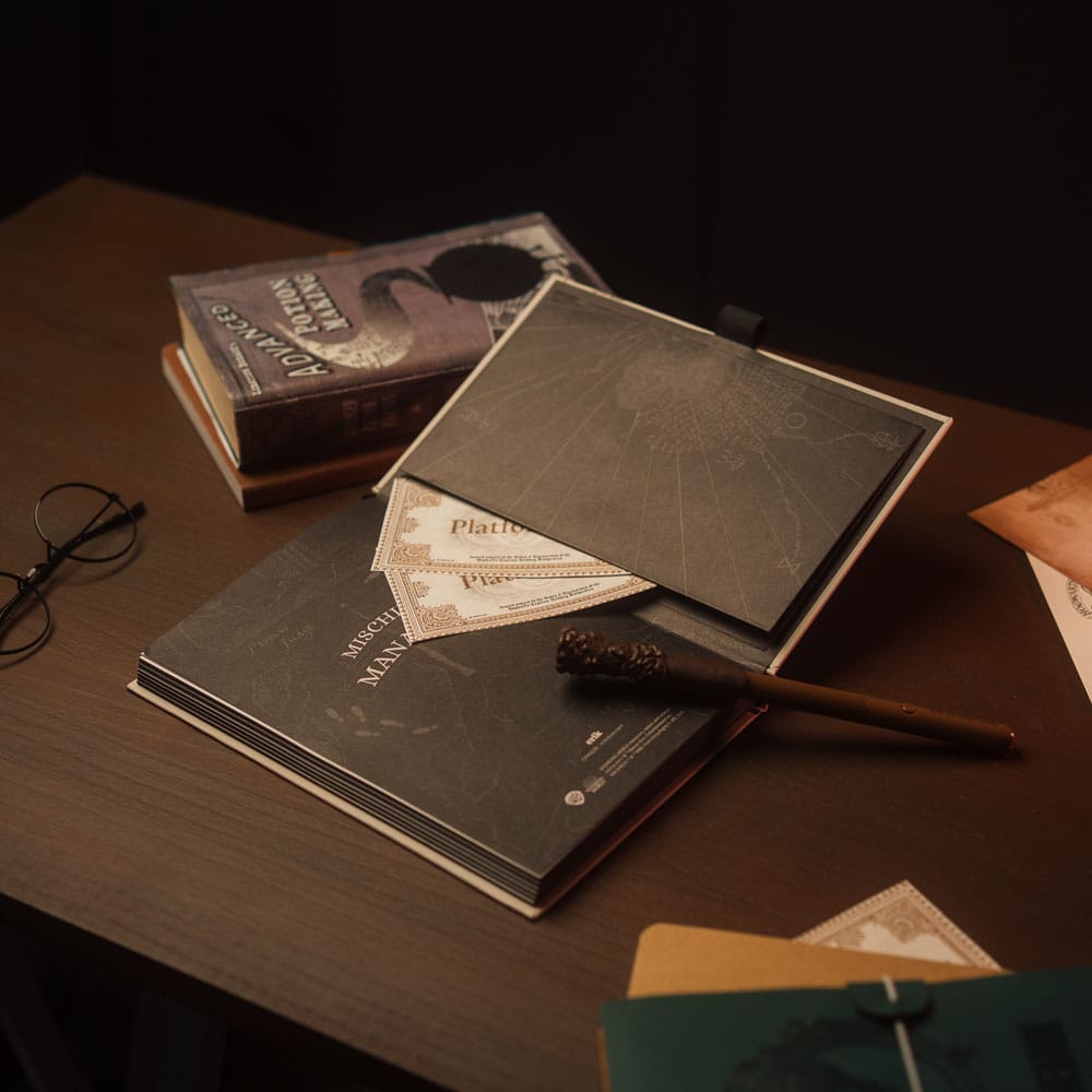 Harry Potter Premium Notebook A5 with Light Marauder's Map P069320