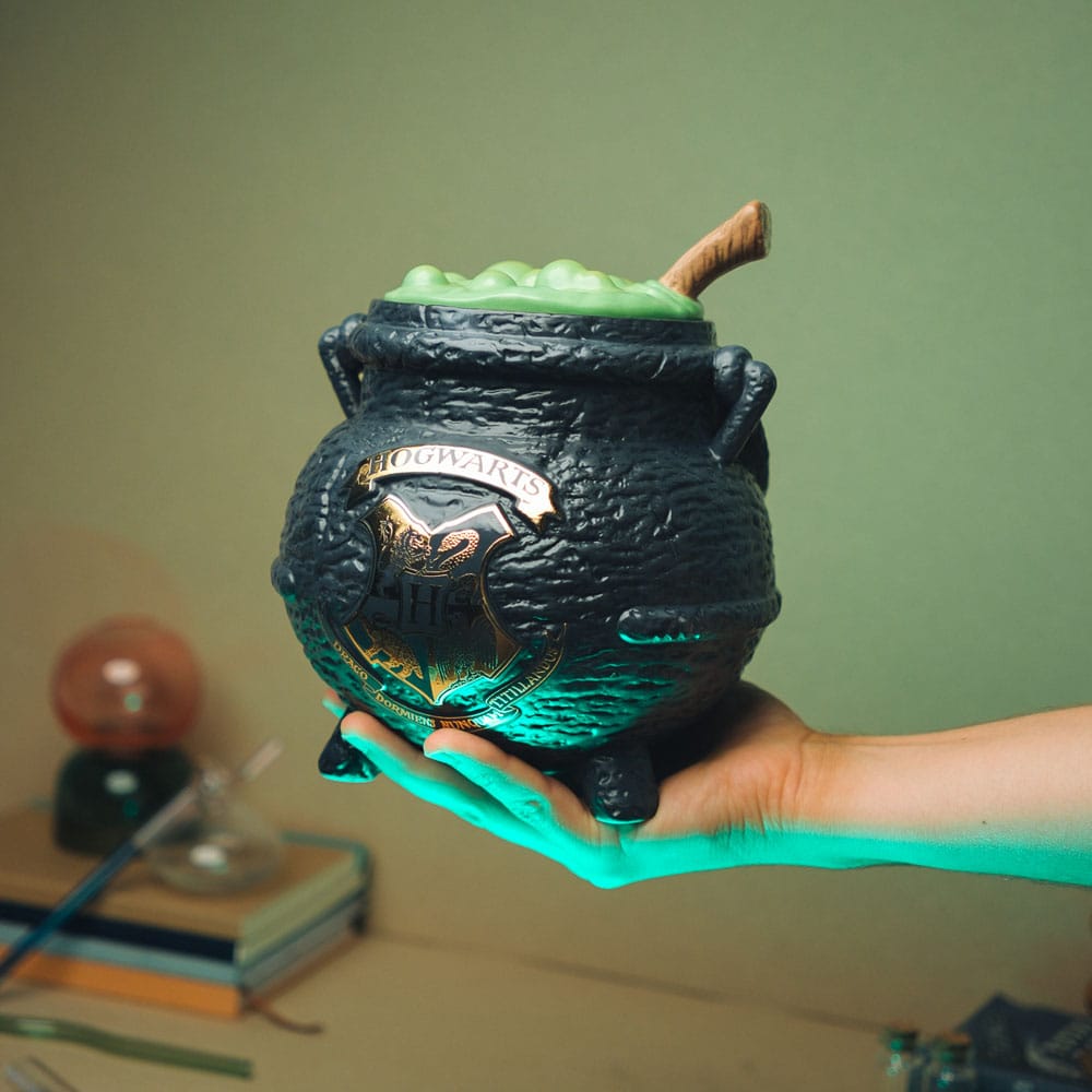 Harry Potter Cookie Jar The Leaky Cauldron P069046