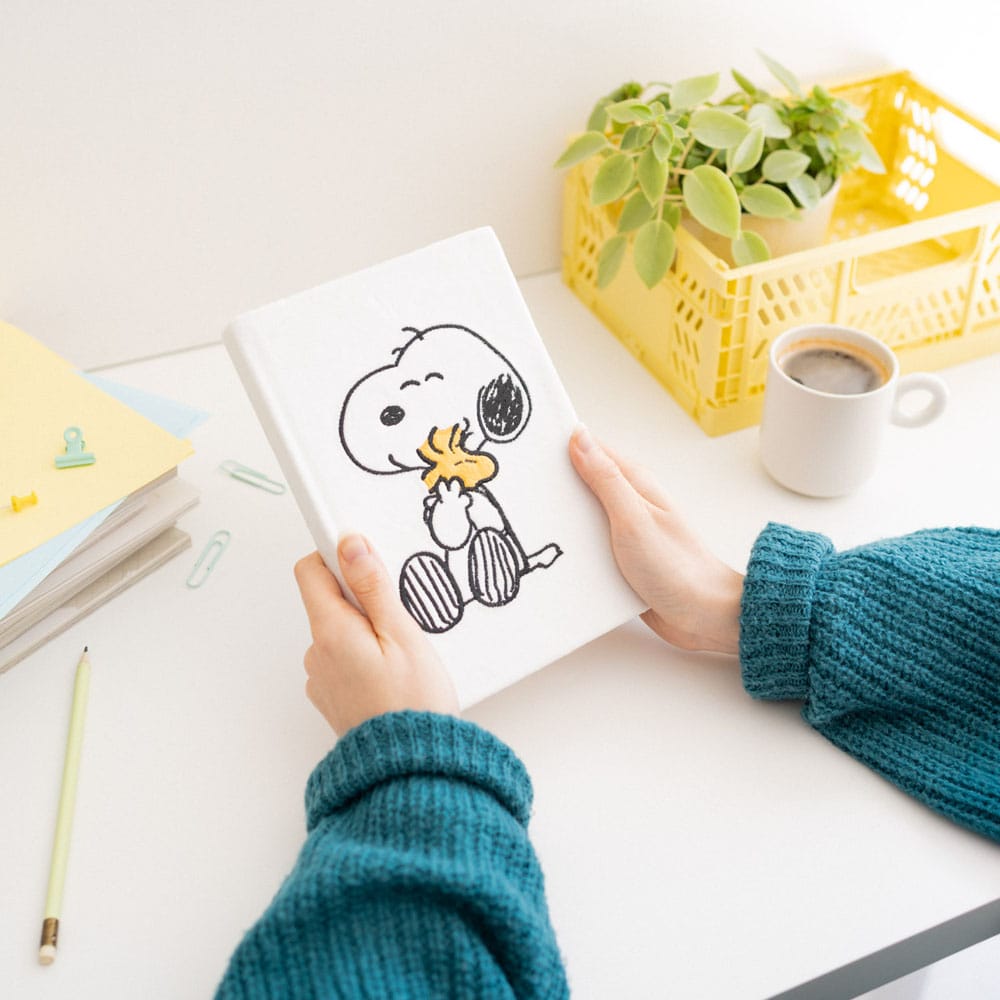 Peanuts Premium Plush Notebook A5 Snoopy P069325