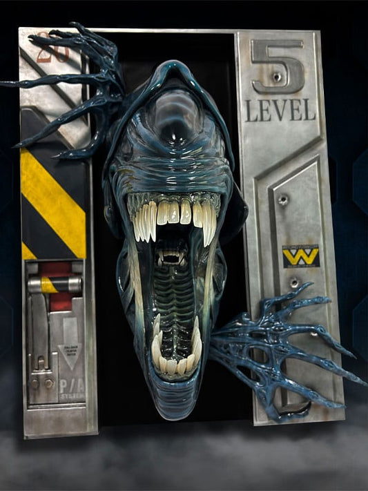 Aliens Wall Sculpture 1/2 Alien Queen 51 x 41 x 25 cm P043760
