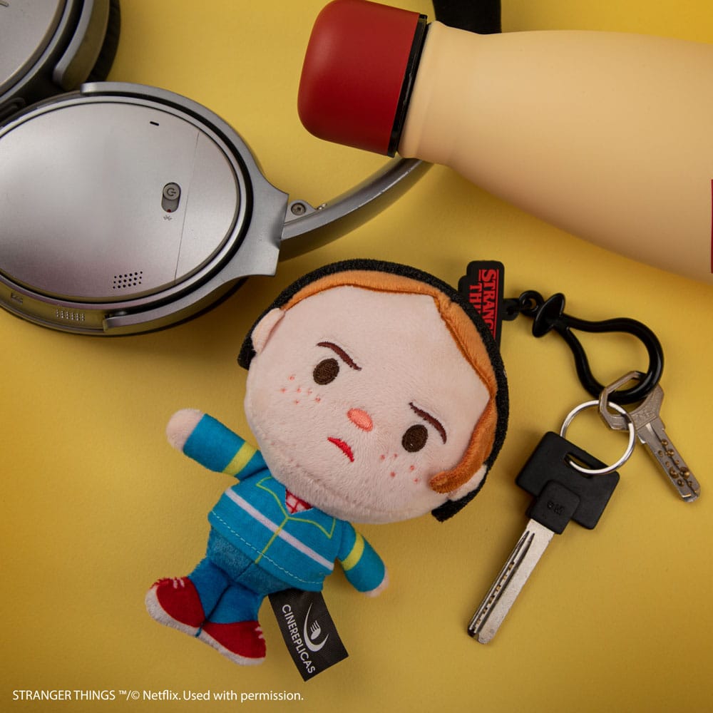 Stranger Things: Max Mayfield Plush Keychain P044734