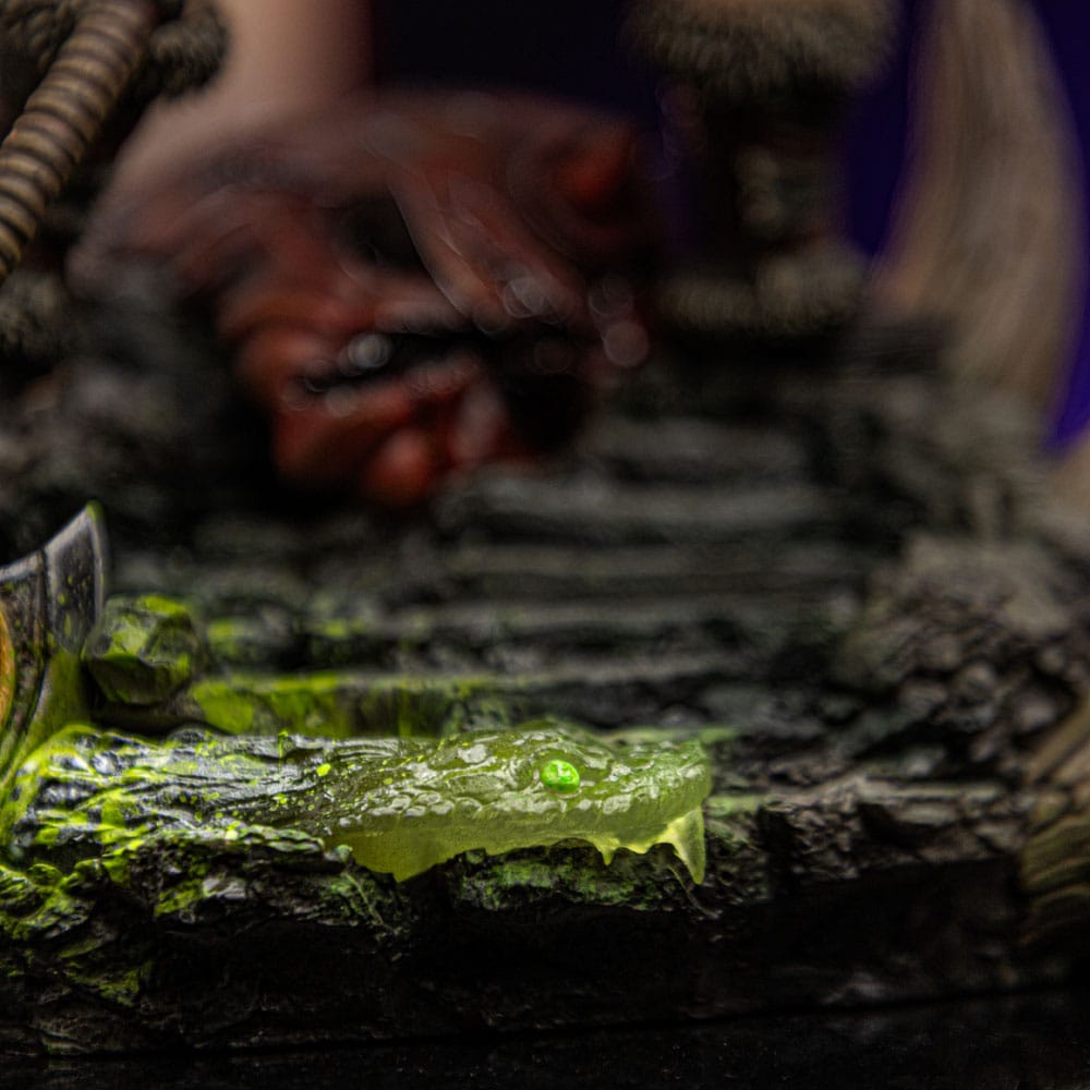 Masters of the Universe Deluxe Art Scale Statue 1/10 He-Man Unleashed 34 cm P045250