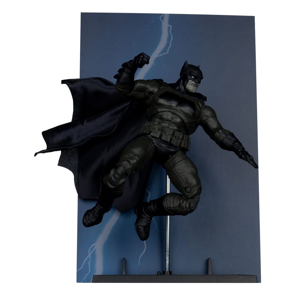 DC MULTIVERSE MCFARLANE COVER RECREATIONS ACTION FIGURE BATMAN (BATMAN: THE DARK P049707