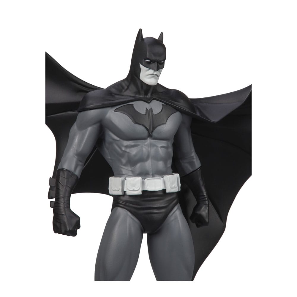 DC Direct  Statue Batman Black & White Batman (by Jorge Jimenez) 27 cm P049832
