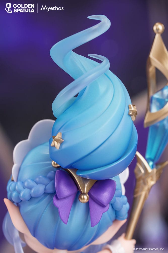 Golden Spatula PVC Statue Prestige Perfume Gem Chibi Janna Figure 17 cm P052064