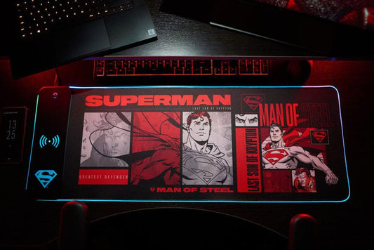 DC COMICS MOUSEPAD WITH MOBILE CHARGER SUPERMAN