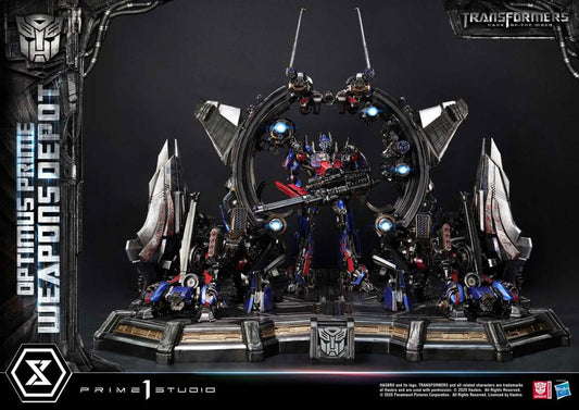 Transformers: Dark of the Moon (Film) Museum Masterline Statue Optimus Prime Weapons Depot Bonus Version 127 cm P054195