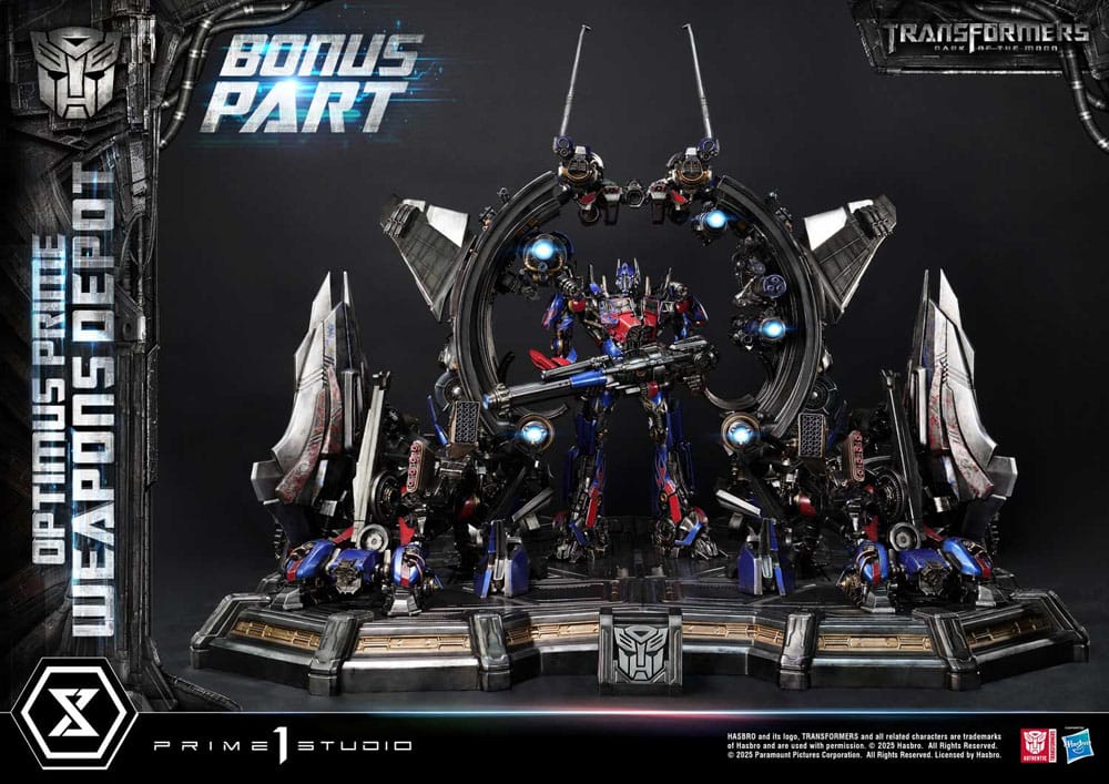 Transformers: Dark of the Moon (Film) Museum Masterline Statue Optimus Prime Weapons Depot Bonus Version 127 cm P054195