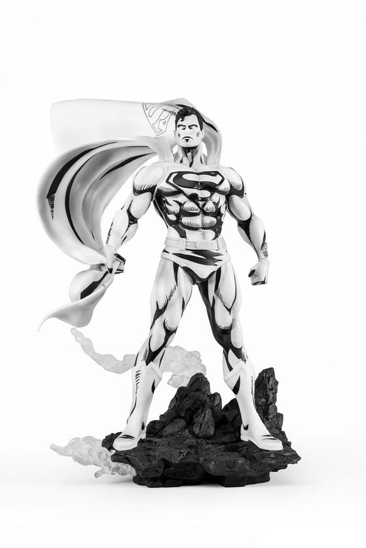 Man of Steel PX PVC Statue 1/8 SDCC 2024 Superman Black & White Version 36 cm P056526
