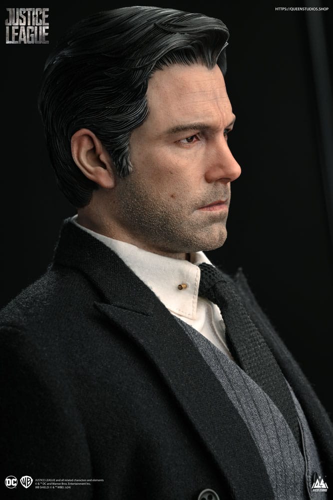 Justice League Statue 1/4 Bruce Wayne (Ben Affleck) 51 cm P056596