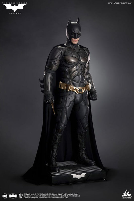 The Dark Knight Life-Size Statue Batman Deluxe Edition 207 cm P056635
