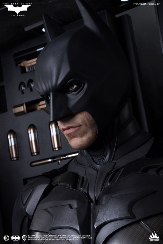 The Dark Knight Life-Size Statue Batman Ultimate Edition 207 cm P056638