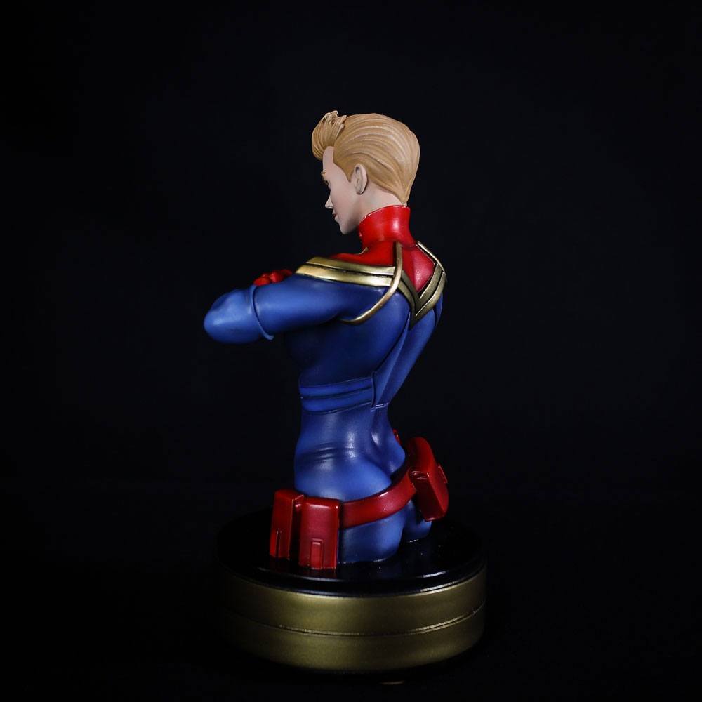 Captain Marvel Bust Captain Marvel 20 cm P059010