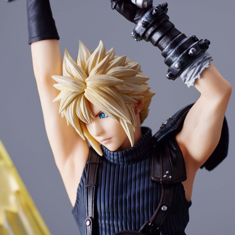 FINAL FANTASY VII REBIRTH PVC FIGURE CLOUD STRIFE 30 CM