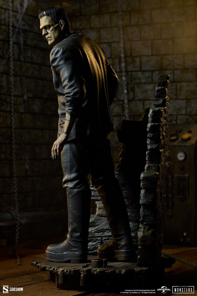 Frankenstein Premium Format Statue Frankenstein 57 cm P066353