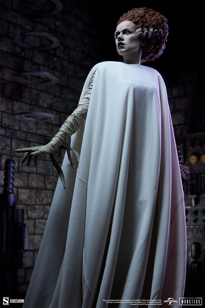 Bride of Frankenstein Premium Format Mixed Media Statue The Bride of Frankenstein (Fabric Costume) 55 cm P067833