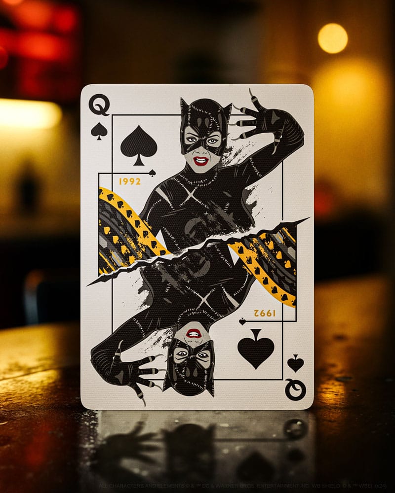 BATMAN 85TH ANNIVERSARY PLAYING CARDS P060256