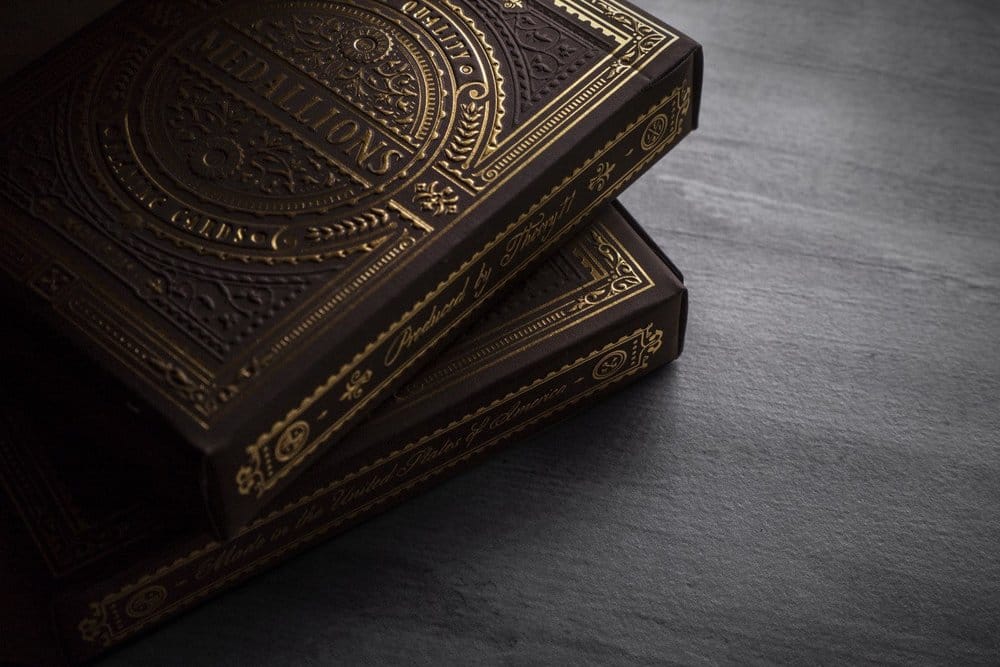 Theory 11 Playing Cards Medallion P070940