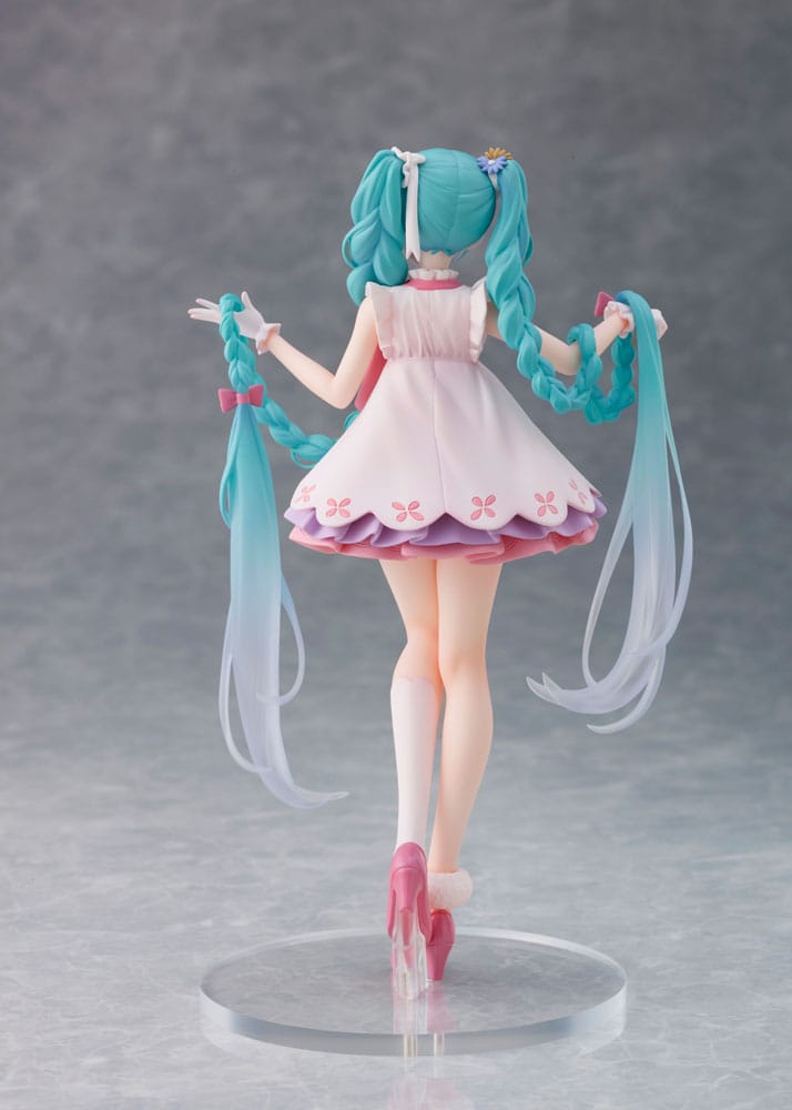 HATSUNE MIKU PVC STATUE HATSUNE MIKU WONDERLAND RAPUNZEL VER. 18 CM