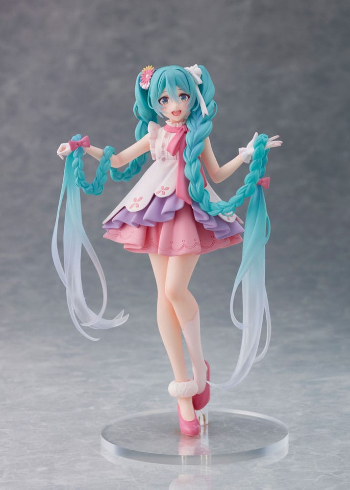 HATSUNE MIKU PVC STATUE HATSUNE MIKU WONDERLAND RAPUNZEL VER. 18 CM