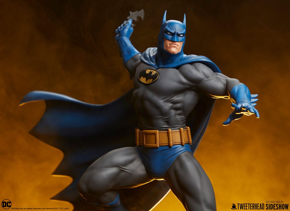 DC Comics Maquette 1/6 Batman (Retro Edition) 50 cm P061604