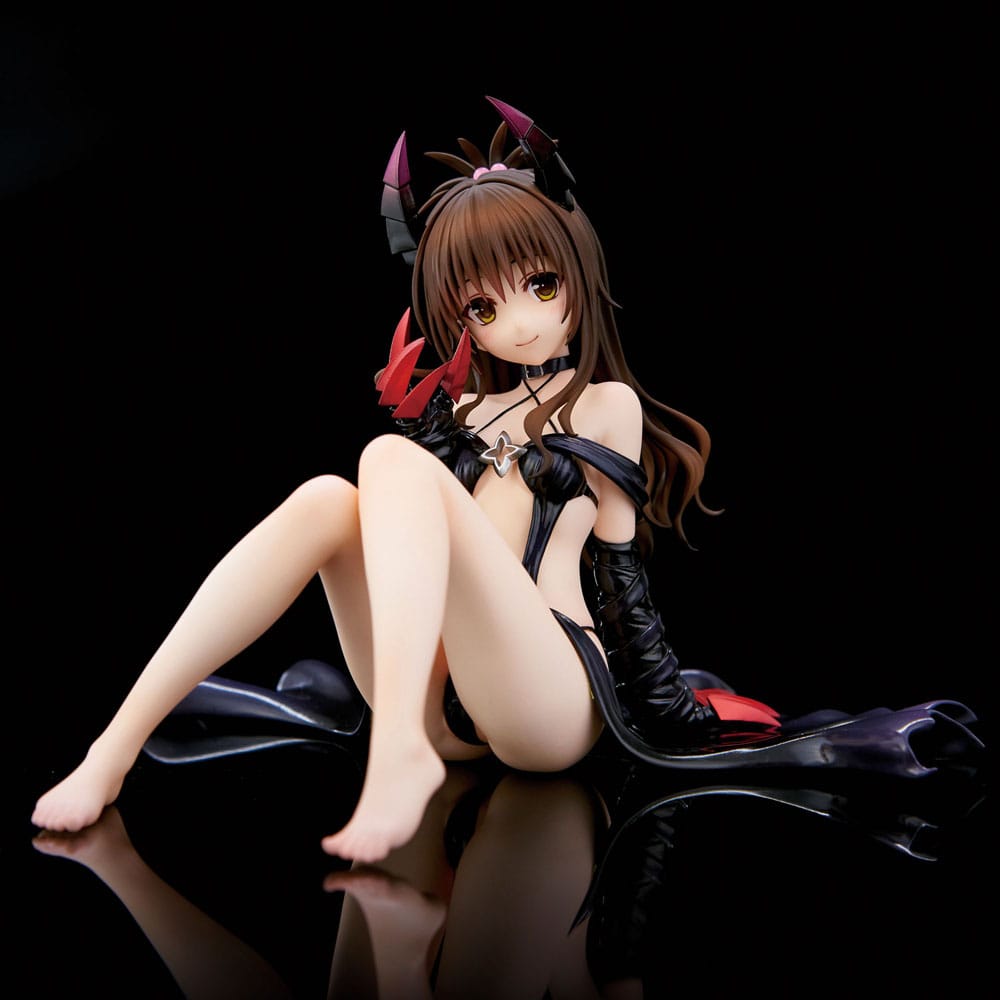 To Love-Ru Darkness PVC Statue 1/6 Yuuki Mikan Darkness Ver. Renewal Package Edition 15 cm P062360