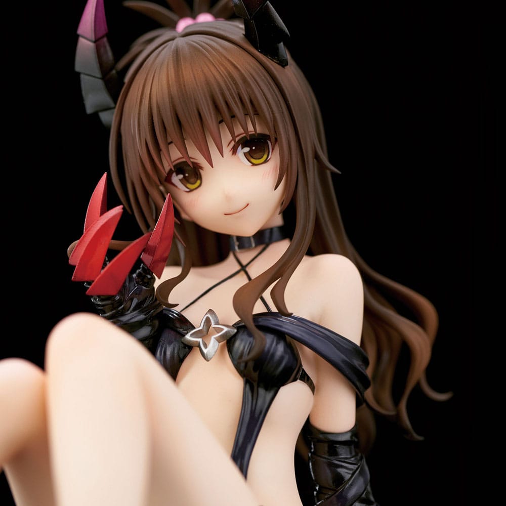 To Love-Ru Darkness PVC Statue 1/6 Yuuki Mikan Darkness Ver. Renewal Package Edition 15 cm P062360