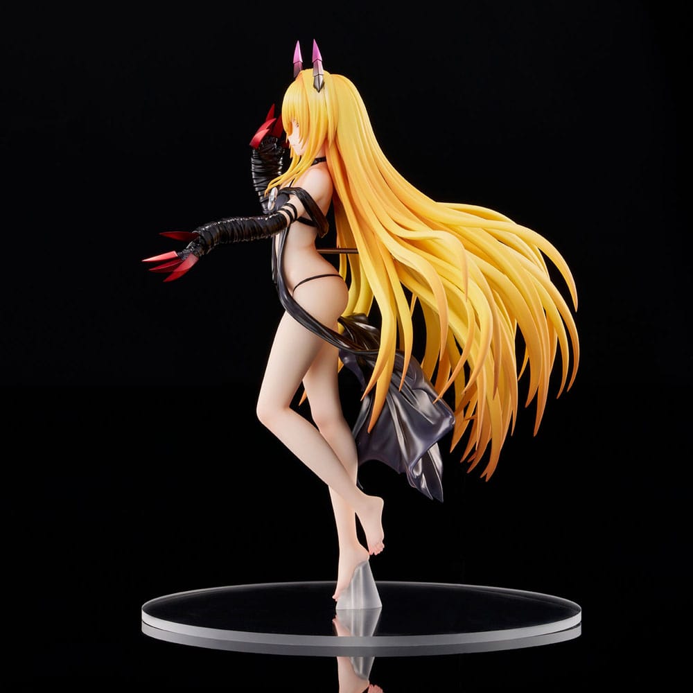To Love-Ru Darkness PVC Statue 1/6 Golden Darkness Darkness Ver. 30 cm P062411