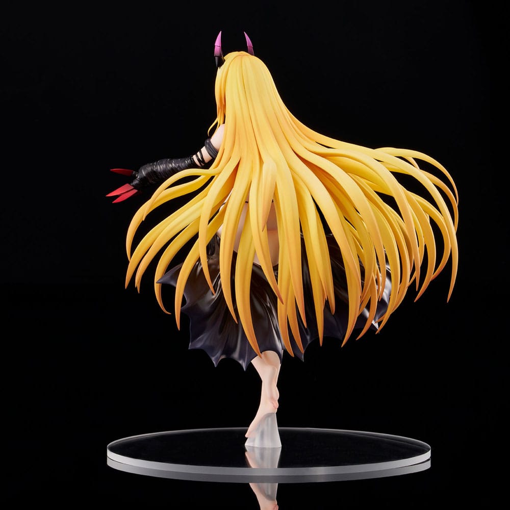 To Love-Ru Darkness PVC Statue 1/6 Golden Darkness Darkness Ver. 30 cm P062411