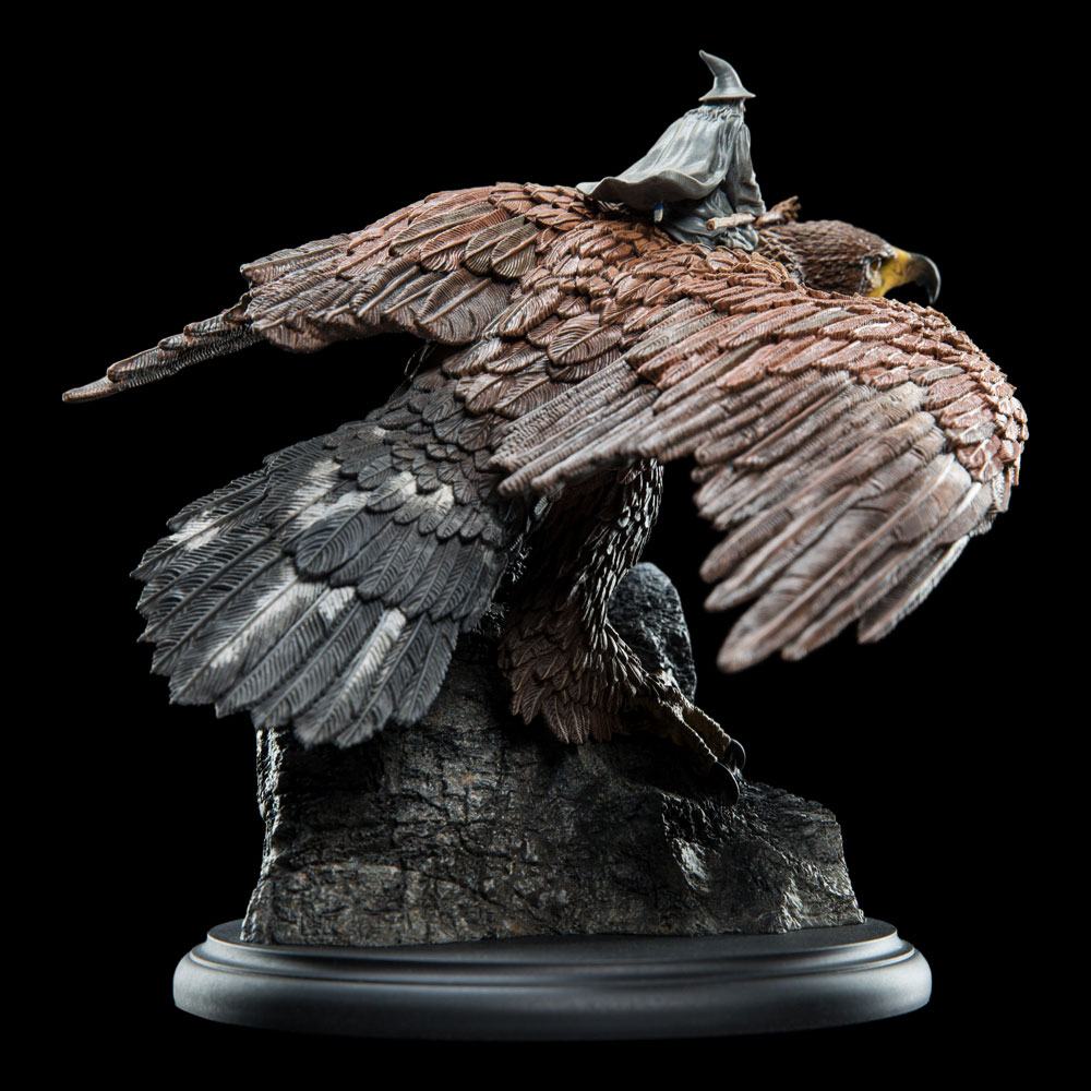 Lord of the Rings Statue Gandalf on Gwaihir 15 cm P062766