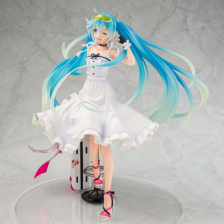 Hatsune Miku GT Project Original PVC Statue 1/7 Vacation Style Ver. 24 cm P063536