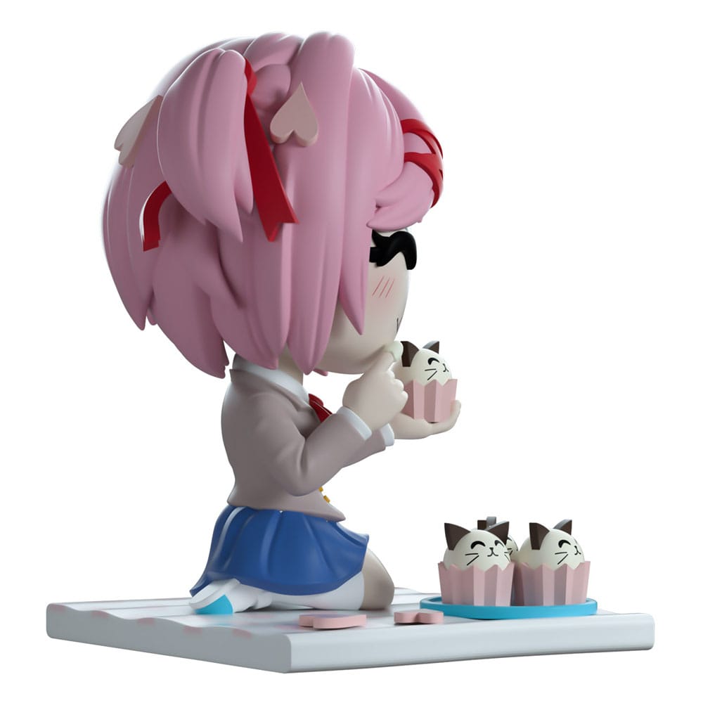 Doki Doki Literature Club! Vinyl Figure Picnic Natsuki 11 cm P063924