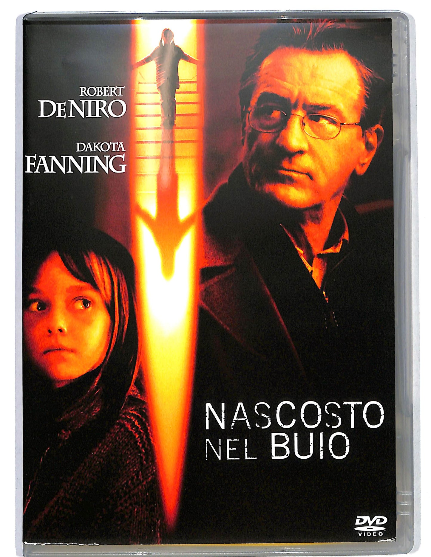 EBOND Nascosto nel buio DVD D626228