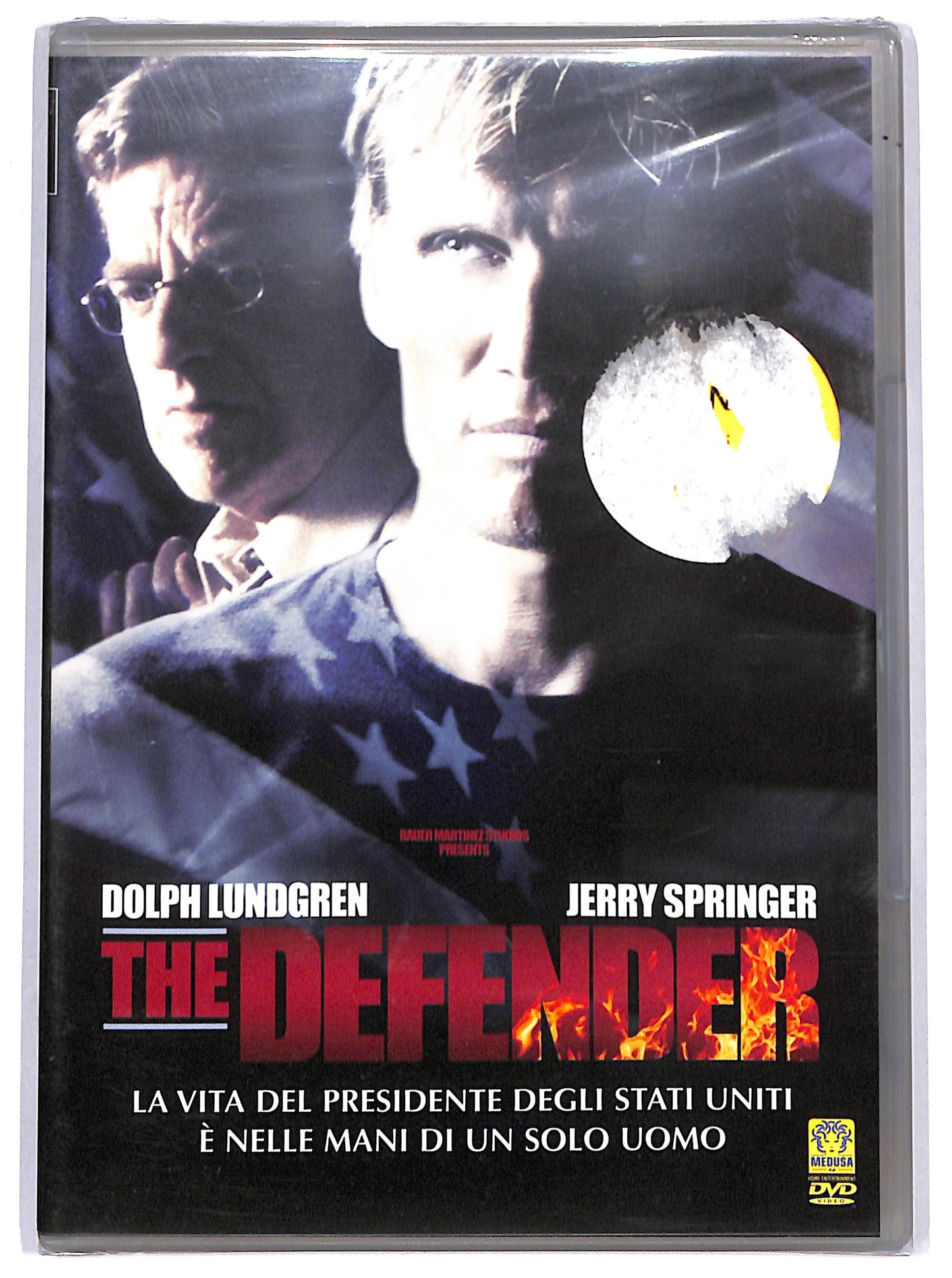 EBOND the defender DVD D639541