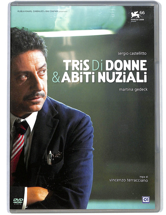 EBOND Tris di donne e abiti nuziali DVD D672109