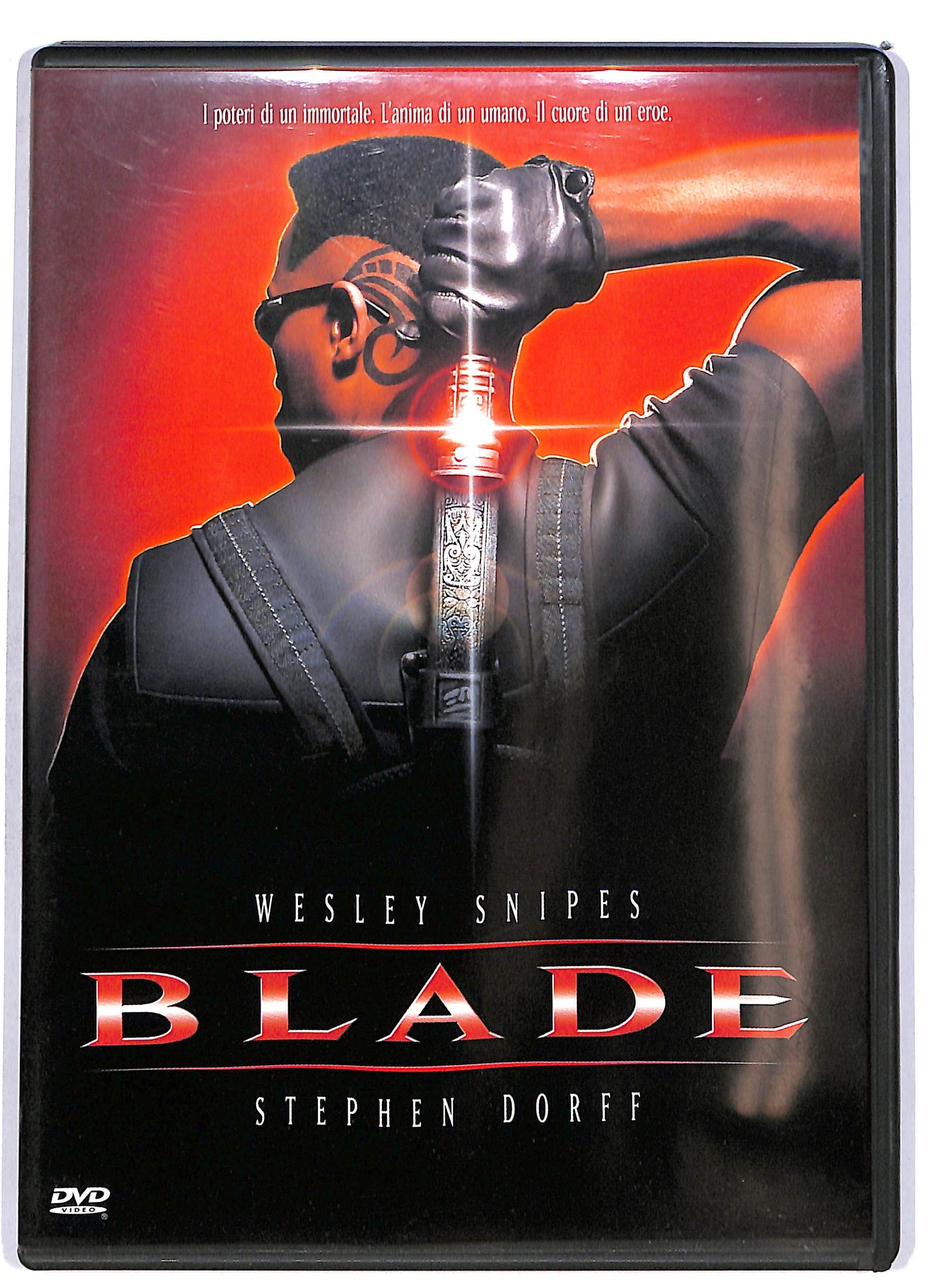 EBOND Blade  DVD D699810