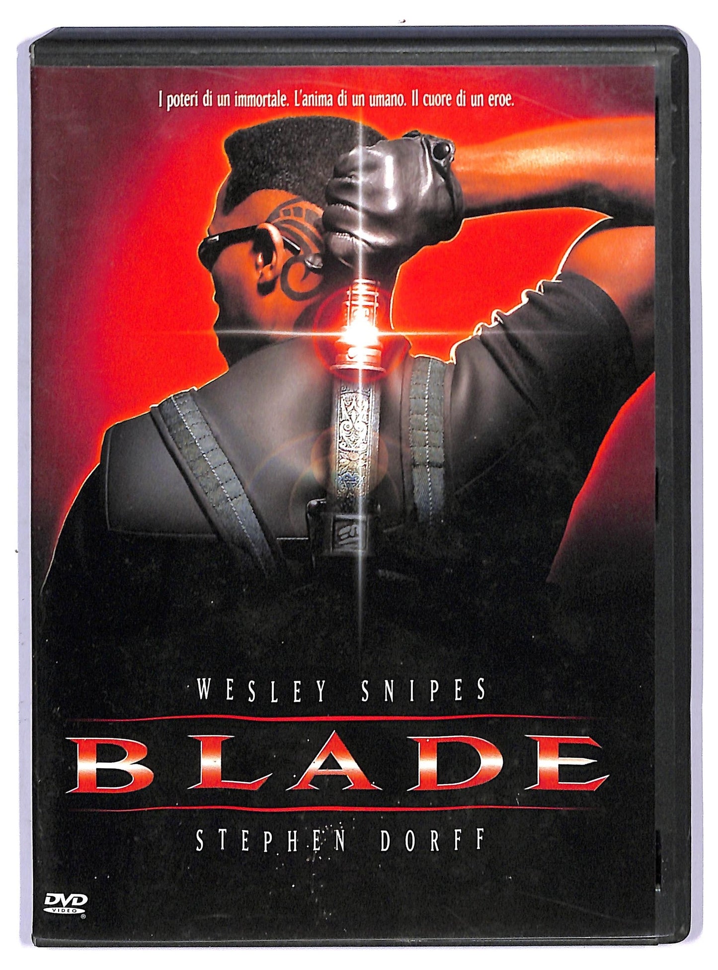 EBOND Blade DVD D747954