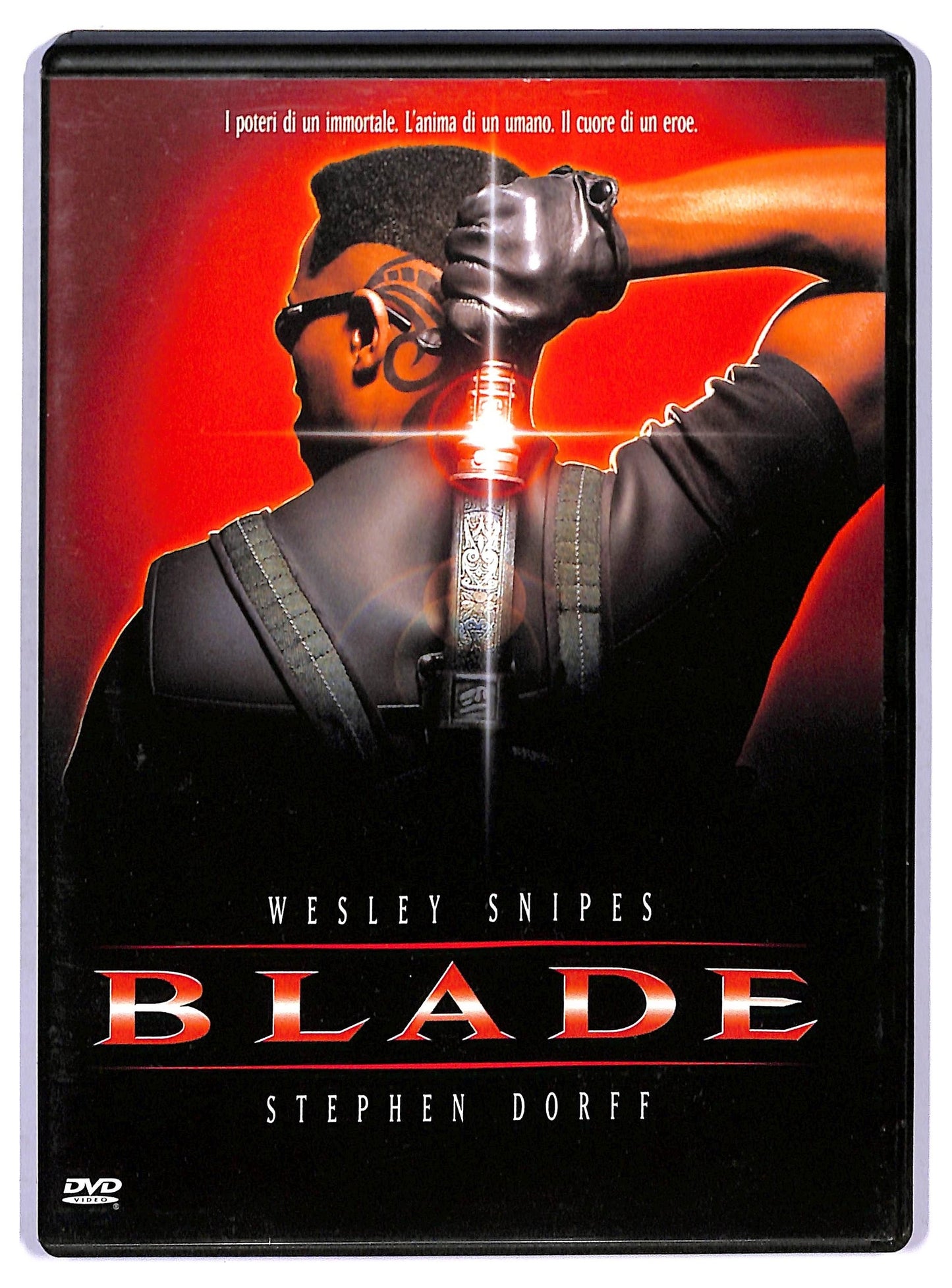 EBOND blade DVD D771545