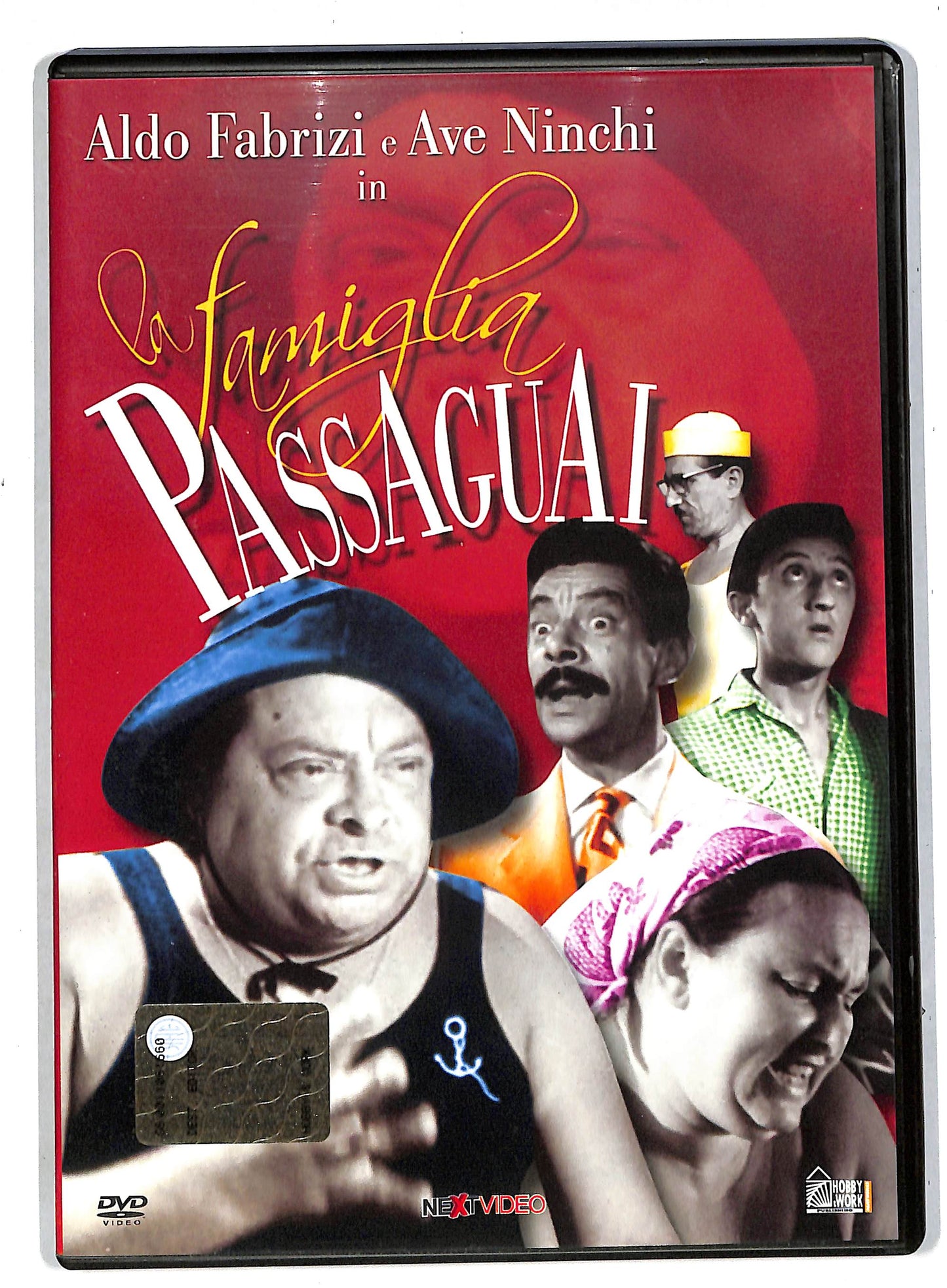 EBOND La famiglia passaguai EDITORIALE DVD DB568622