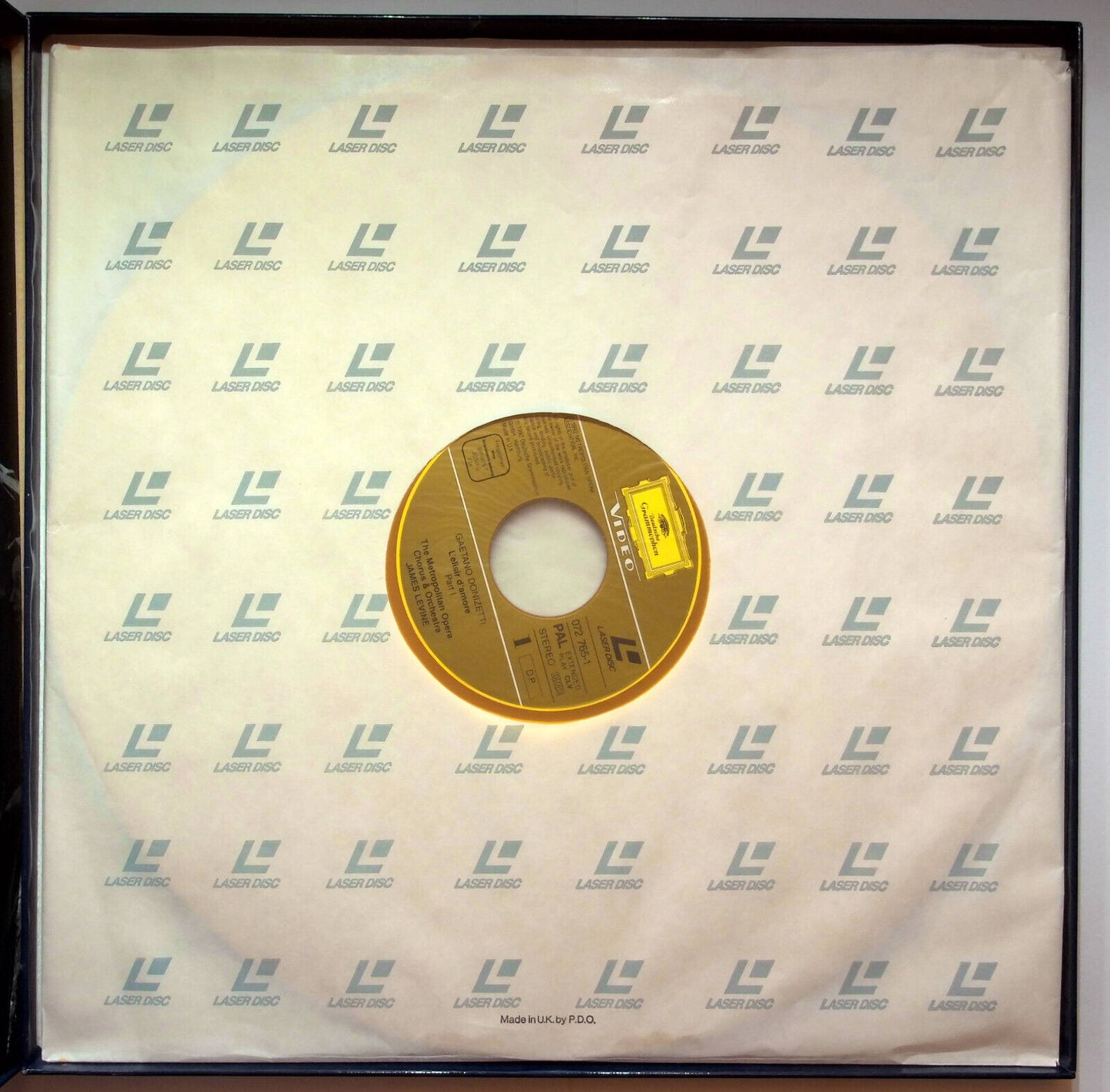 EBOND Gaetano Donizetti - L'elisir D'amore The Metropolitan Opera Laser Disc Pal