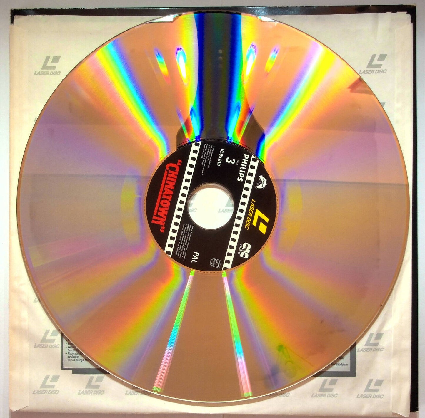 EBOND Chinatown - Laser Disc Pal