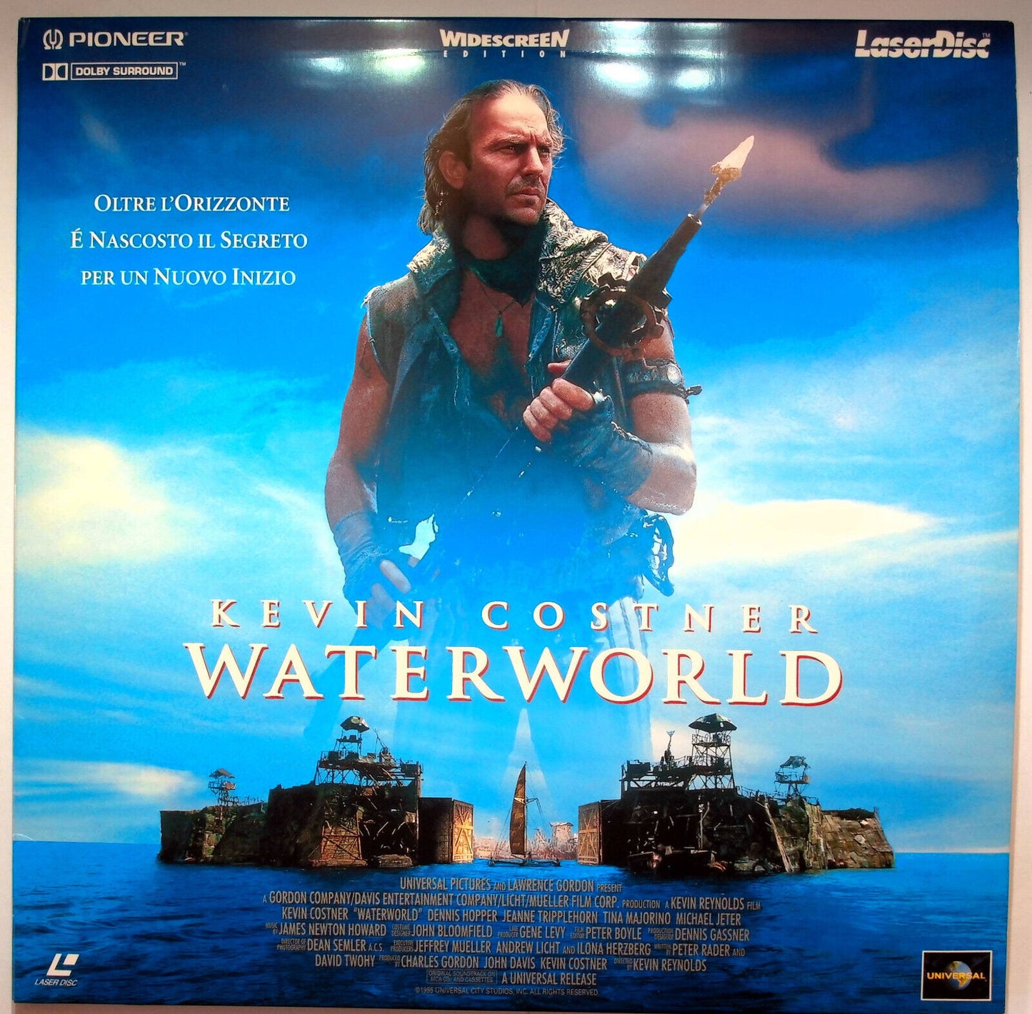 EBOND Waterworld - Laser Disc Pal