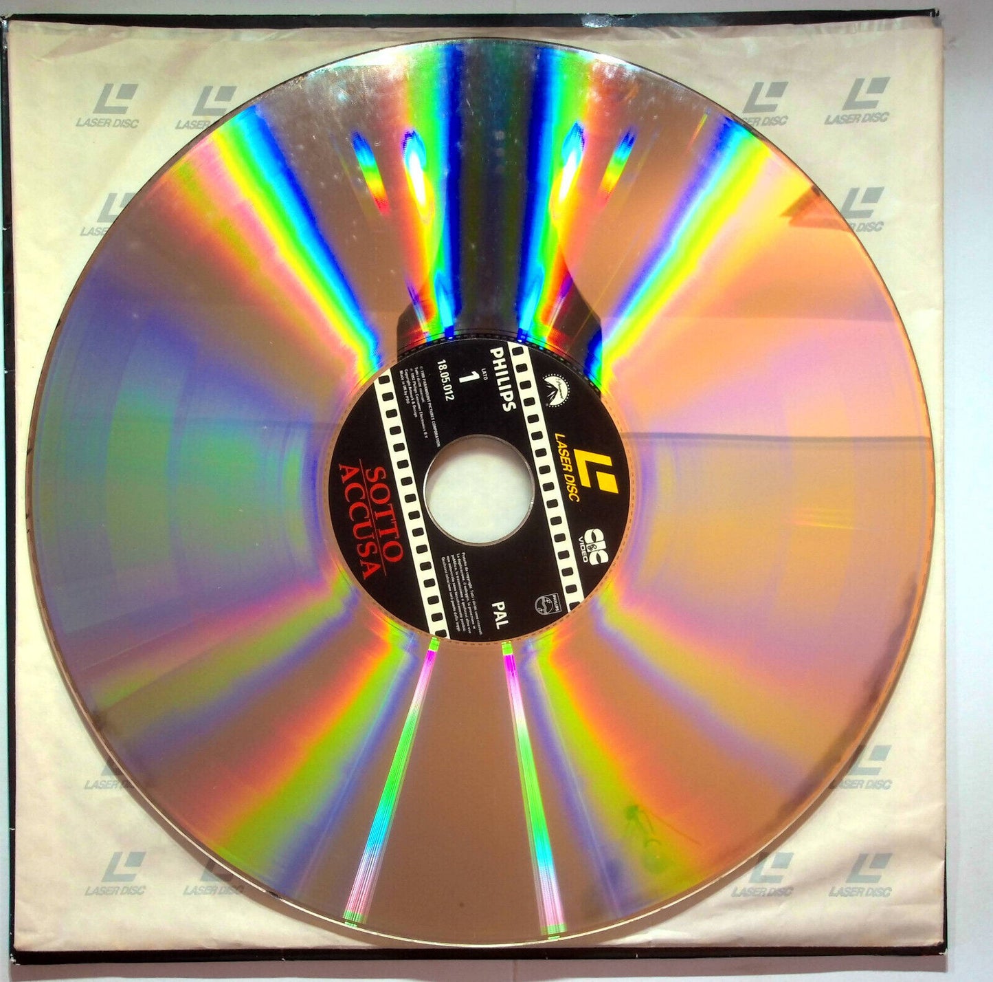 EBOND Sotto Accusa  - Laser Disc Pal