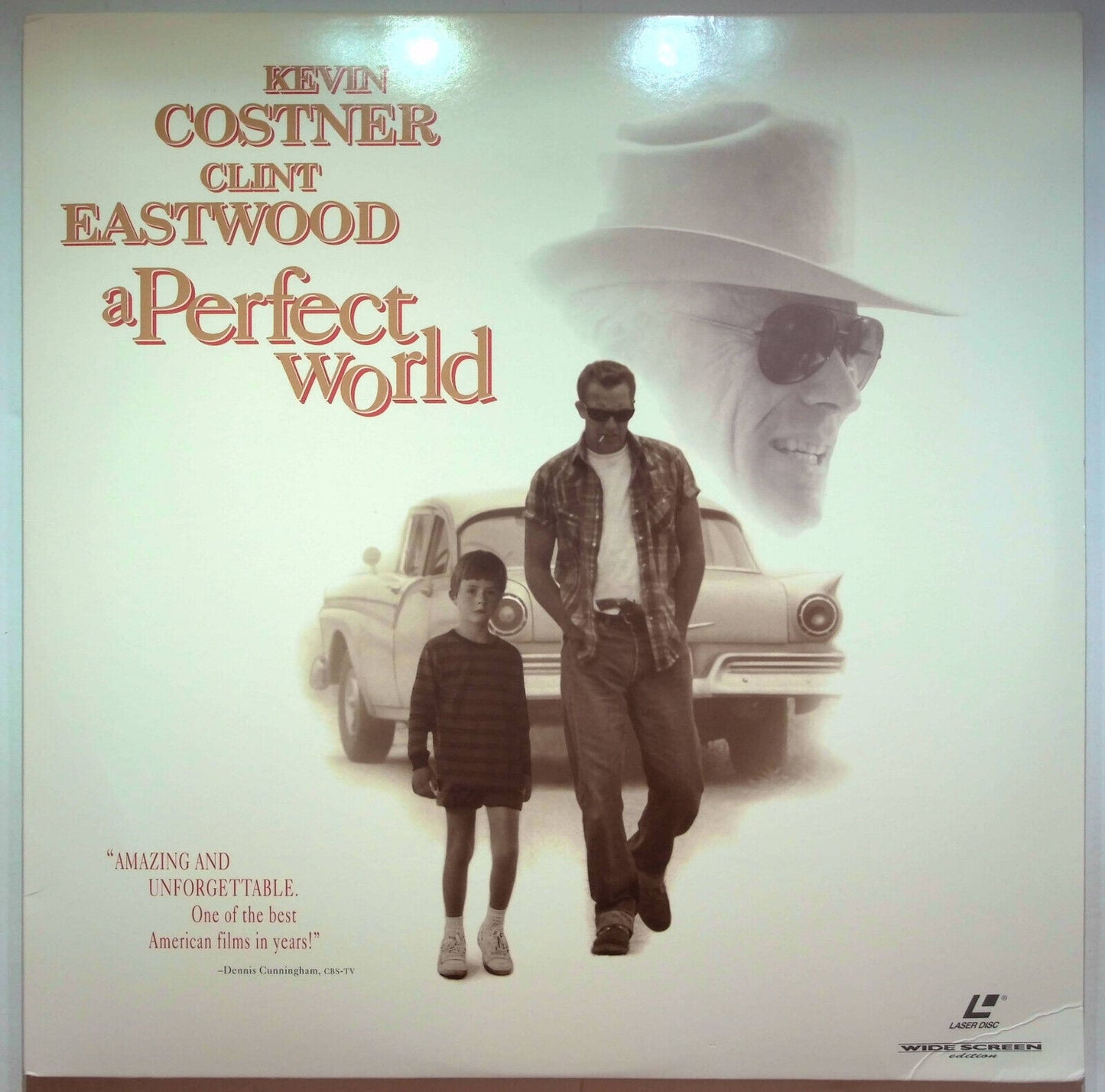 EBOND A Perfect World - Laser Disc Ntsc